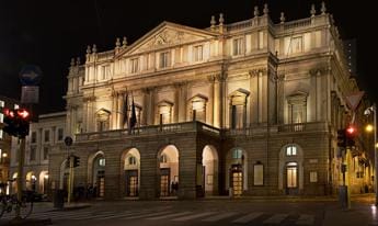 Galleria foto 'Diana Bracco e i suoi collaboratori alla Scala per i 95 anni dell’azienda' - foto 1