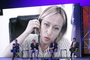 Galleria foto 'Elezioni 2022, i dati dei sondaggi politici: Fdi al top, chi sale e chi scende' - foto 1