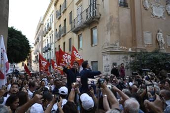 Galleria foto 'Elezioni 2022, la replica di Conte a Renzi' - foto 1