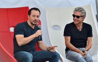 Galleria foto 'Elezioni 2022, Ligabue e Accorsi diffidano la Lega per uso ‘Radiofreccia’' - foto 1