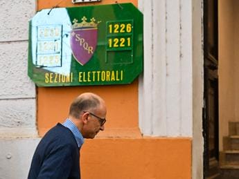 Galleria foto 'Elezioni 2022, Pd delude: tra i dem non escluso passo indietro Letta' - foto 1