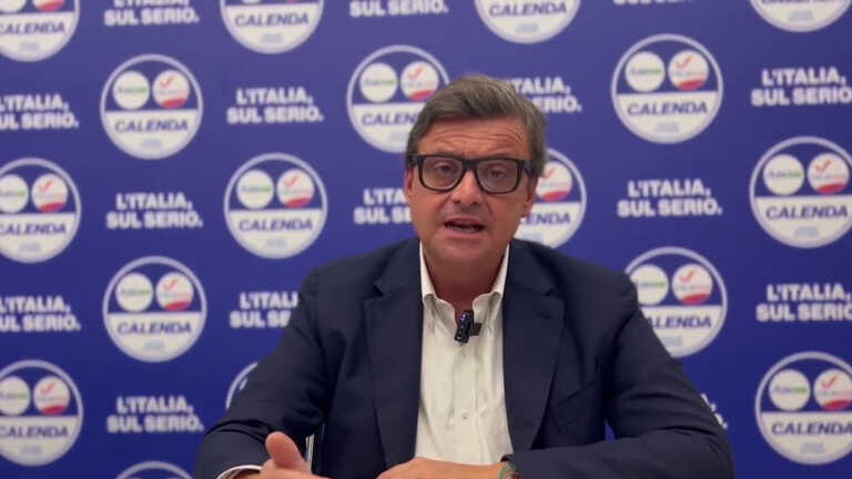 Galleria foto 'Elezioni, Calenda “Risolvere disastrosa situazione della scuola”' - foto 1