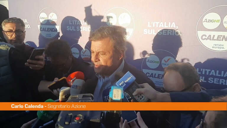 Galleria foto 'Elezioni, Calenda “Sì al salario minimo”' - foto 1