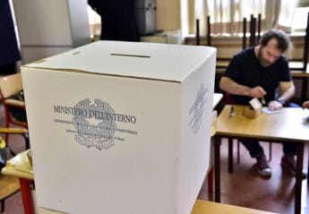 Galleria foto 'Elezioni, Csel: “88% seggi si trova all’interno di edifici scolastici”' - foto 1