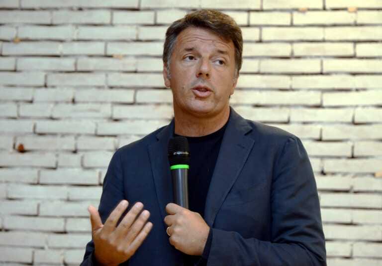 Galleria foto 'Elezioni, Renzi “Il reddito di cittadinanza rende sudditi”' - foto 1