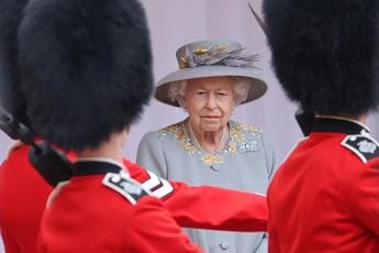Galleria foto 'Elisabetta, dal ‘Queen speech’ ad Ascot: tutti gli appuntamenti saltati' - foto 1