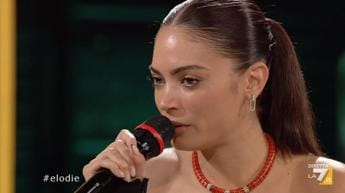 Galleria foto 'Elodie: “Io donna di sinistra. Meloni? Spero non si torni indietro su diritti”' - foto 1
