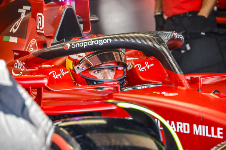Galleria foto 'Ferrari davanti a tutti nelle libere di Singapore' - foto 1