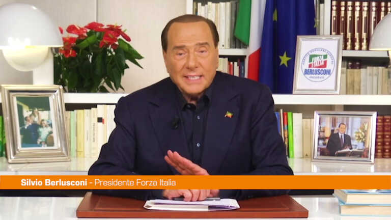 Galleria foto 'Fisco, Berlusconi “Se lo Stato chiede il 60% è una rapina”' - foto 1