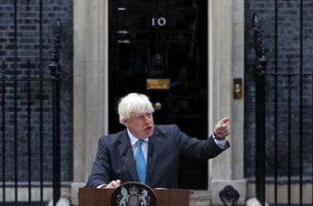 Galleria foto 'Gb, Johnson passa testimone a Truss: “Pieno sostegno”' - foto 1