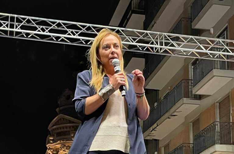Meloni a L’Edicola del Sud: «Le prime misure? Contro i rincari. Estenderemo la decontribuzione»