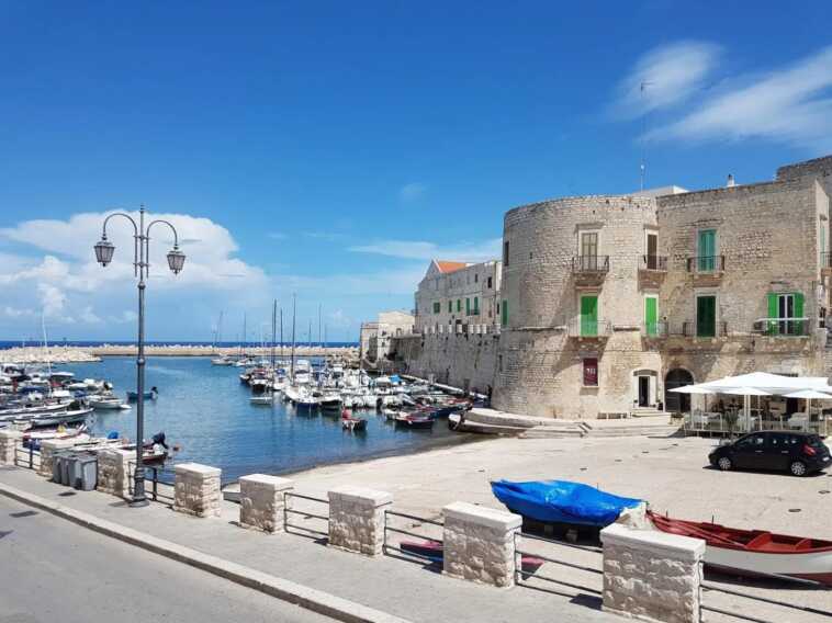 Giovinazzo “adotta” la città ucraina di Bojarka