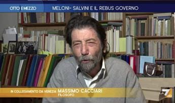 Galleria foto 'Governo, Cacciari: “Meloni non può dare ministero top a Salvini”' - foto 1