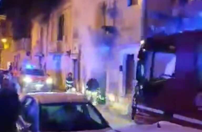 Galleria foto 'Incendio in un negozio di abbigliamento a Foggia' - foto 1