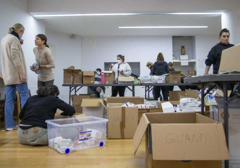 Galleria foto 'Intesa Sanpaolo, a 12 Enti la donazione contro l’emergenza ucraina' - foto 1