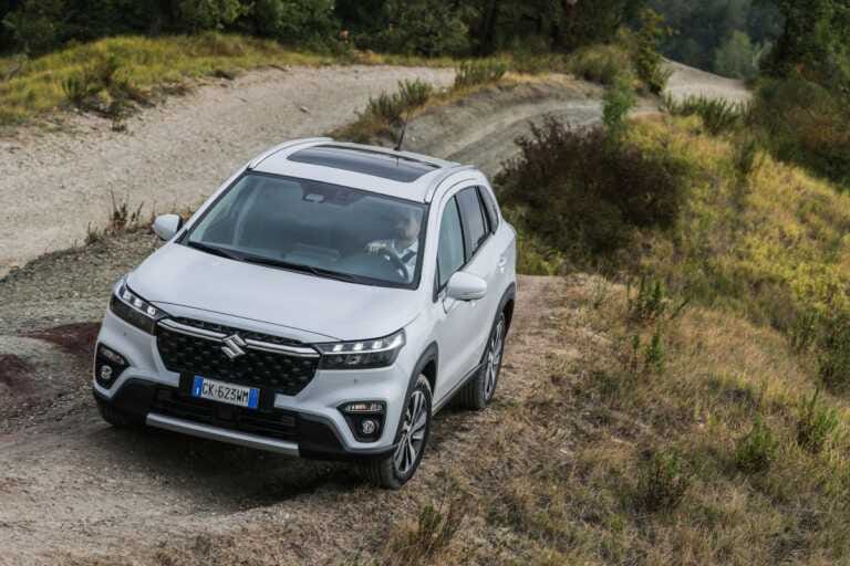 La gamma Suzuki 100% ibrida e 100% 4×4 alla Fiera del Fuoristrada