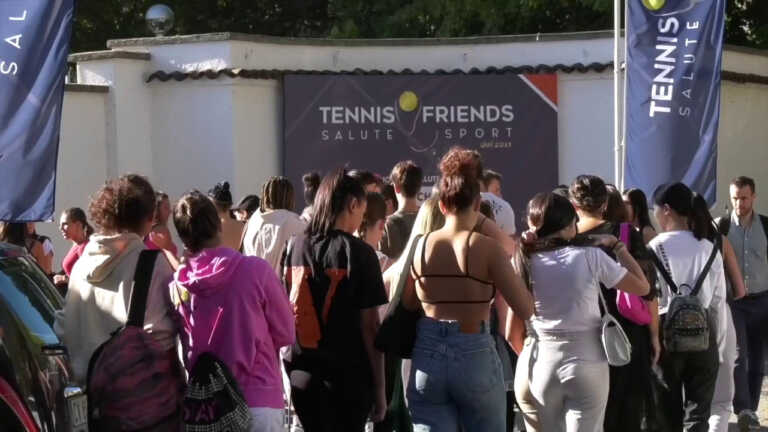 Galleria foto '“La prevenzione parte dai Giovani”, Tennis & Friends 2022 a Torino' - foto 1