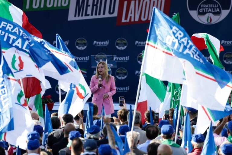 Galleria foto 'L’Italia sceglie il centrodestra, Fratelli d’Italia primo partito' - foto 1