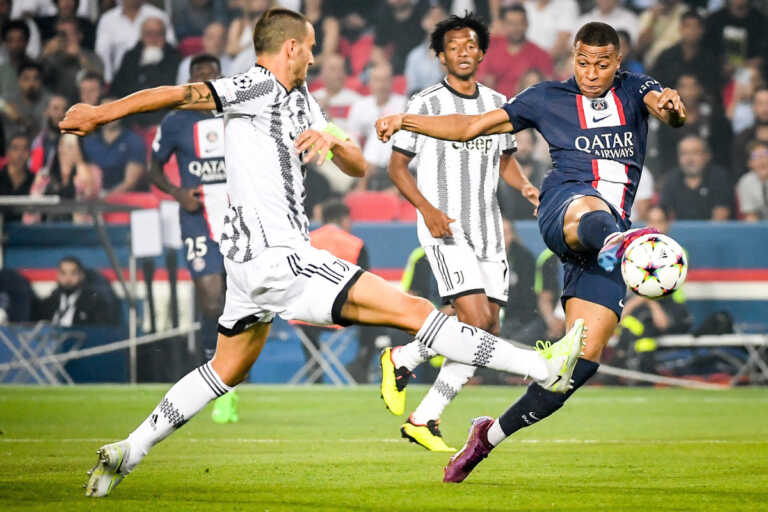 Galleria foto 'McKennie non basta, doppietta Mbappè, Psg-Juve 2-1' - foto 1