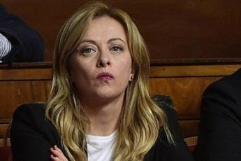 Galleria foto 'Meloni diffida media a non pubblicare foto o pedinare la figlia' - foto 1