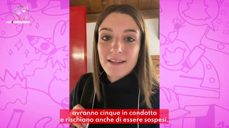 Galleria foto 'Milano, il liceo Manzoni occupato dopo la vittoria del centrodestra' - foto 1