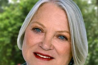 Galleria foto 'Morta a 88 anni Louise Fletcher, Oscar per infermiera crudele nel ‘Nido del cuculo’' - foto 1