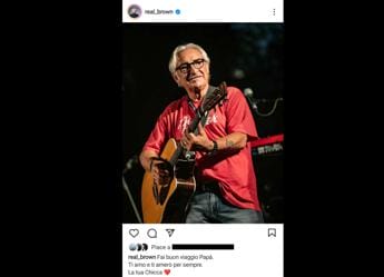 Galleria foto 'Morto il papà di Emma Marrone, il messaggio: “Ti amerò per sempre”' - foto 1