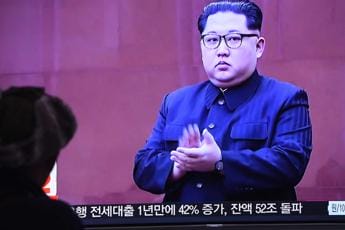 Galleria foto 'Nordcorea, Pyongyang lancia missile balistico nel Mar del Giappone' - foto 1
