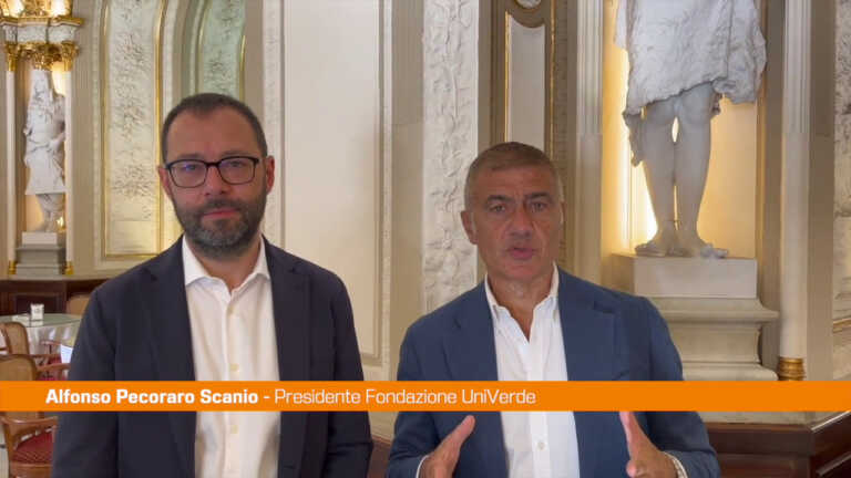 Galleria foto 'Patuanelli e Pecoraro Scanio “Rito caffè merita riconoscimento Unesco”' - foto 1