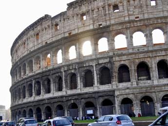 Galleria foto 'Pnrr, Csel: “A Roma 258 mln da fondo dl Aiuti per opere Comuni, al centro gestione rifiuti”' - foto 1