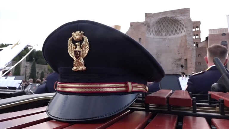 Galleria foto 'Polizia, al Colosseo il concerto “I Valori che ci uniscono”' - foto 1