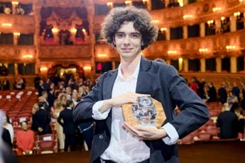Galleria foto 'Premio Campiello 2022, a 27 anni vince Bernardo Zannoni: “Ho fatto un casino”' - foto 1