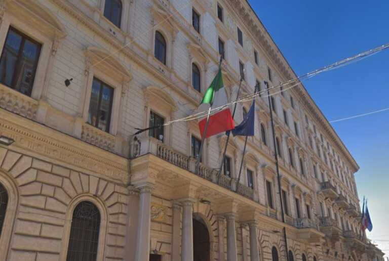 Taranto, 69enne morì a causa dell’amianto: condannati i Ministeri