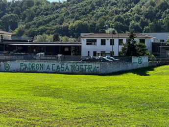 Galleria foto 'Salvini torna a Pontida, rush finale per il voto tra crisi economica e sfida a Meloni' - foto 1