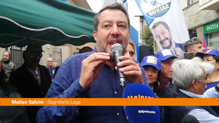 Galleria foto 'Salvini “Un referendum per dire no a obbligo auto elettriche dal 2035”' - foto 1