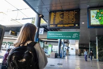 Galleria foto 'Sciopero treni 9 settembre, possibili cancellazioni: orari e corse garantire' - foto 1