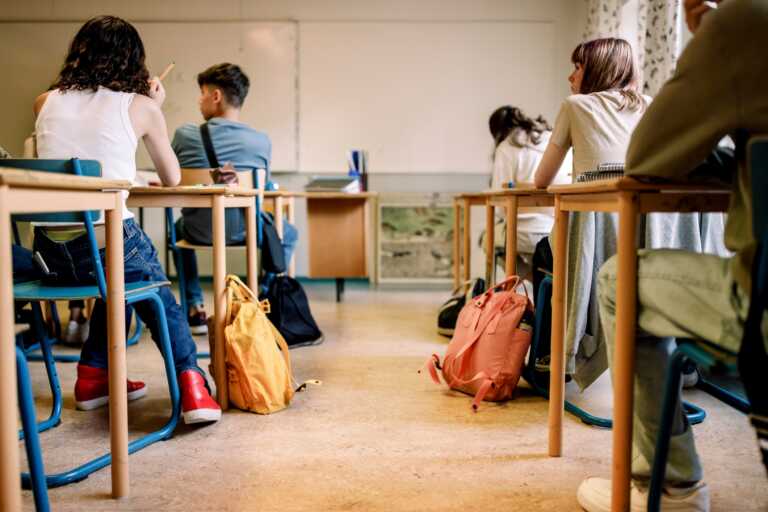Caro bollette, scuole baresi pronte all’austerity