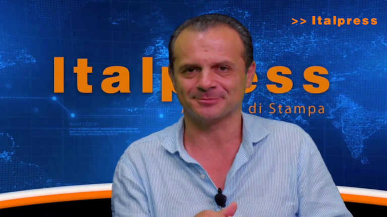 Galleria foto 'Sicilia, De Luca “Basta con la sanità bancomat della politica”' - foto 1