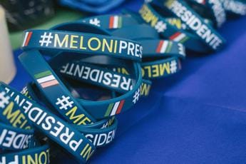 Galleria foto 'Sondaggi politici, elezioni 2022: Fdi primo parito, M5S supera la Lega' - foto 1