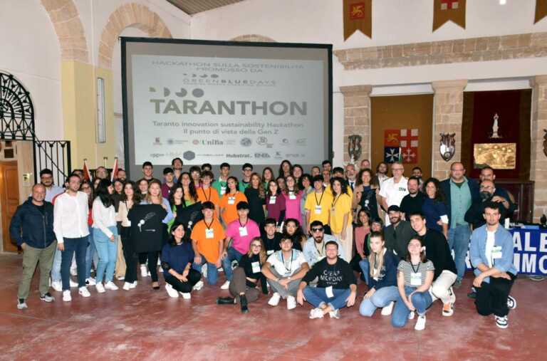 Galleria foto 'La “Generazione Z” per la sostenibilità: il Taranthon anticipa i GreenBlueDays' - foto 1