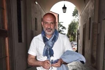 Galleria foto 'Terremoto, crollo palazzina Amatrice: assolto ex sindaco Pirozzi' - foto 1