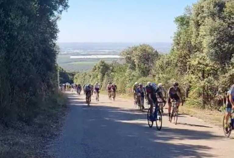 Bici contro auto durante la gara: morto ciclista 58enne a Montemesola