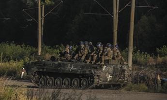 Galleria foto 'Ucraina, Kiev punta a Donbass e Crimea: la strategia' - foto 1