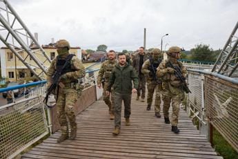 Galleria foto 'Ucraina, Zelensky: “Referendum farsa, liberiamo nostra terra”' - foto 1