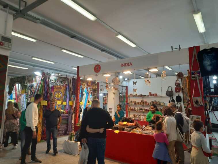 Galleria foto 'Fiera del Levante, partenza col botto: è “assalto” ai padiglioni' - foto 1