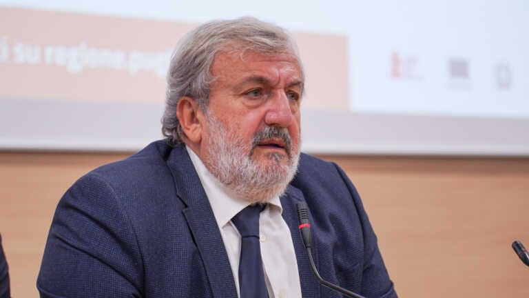 I civici di Emiliano chiedono unità: «L’esperienza pugliese varchi i confini regionali»