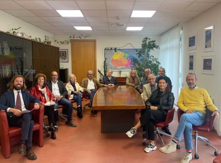 Galleria foto 'Ascolto, rispetto dei Lea, tempi d’attesa: operativo il Tavolo di consultazione tra Cittadinanzattiva e Asl Bari' - foto 1
