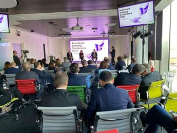 Galleria foto 'Accenture traccia profilo del nuovo modello di retail banking' - foto 1