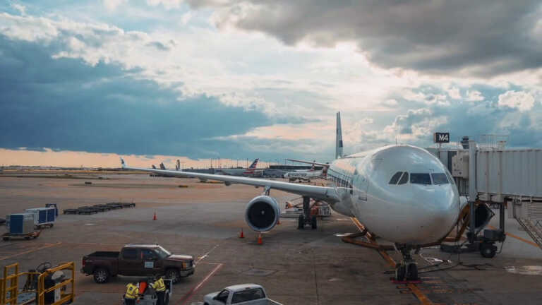 Puglia, presentato il futuro della rete aeroportuale. Investimenti per 270 milioni di euro