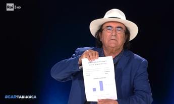 Galleria foto 'Al Bano a Cartabianca: “Ecco la mia bolletta, aumento assurdo”' - foto 1